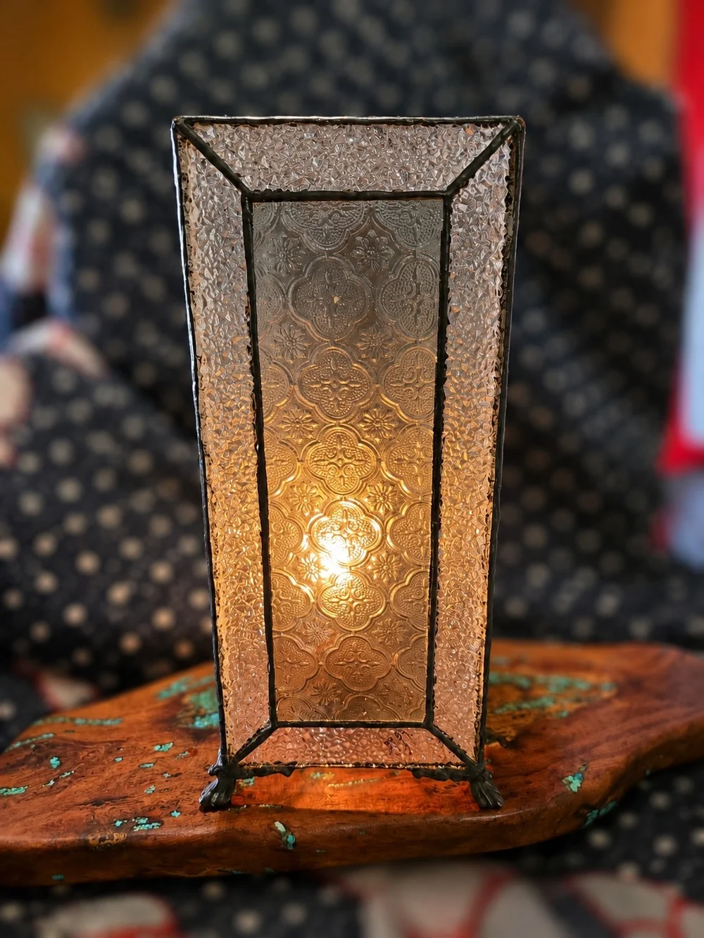 Vintage Stained Glass Table Lamp Lantern Accent Light – Textured Glass Panels